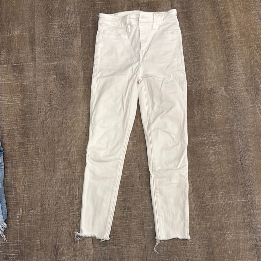 American Eagle, straight leg, skinny jeans, frayed Women's White Jeans, short